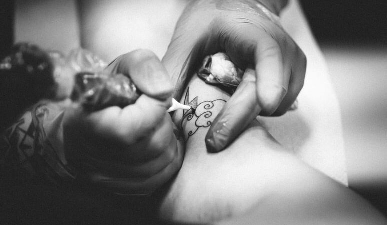 tattoo maker